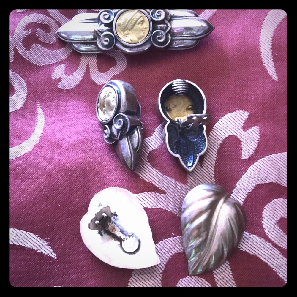 Sterling silver 3 pieces pin and 2 pair earrings